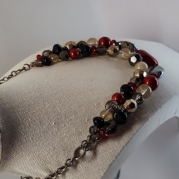 Faux Crystal Acrylic & Glass Red Black & Silvertone Necklace - Picture 10 of 11